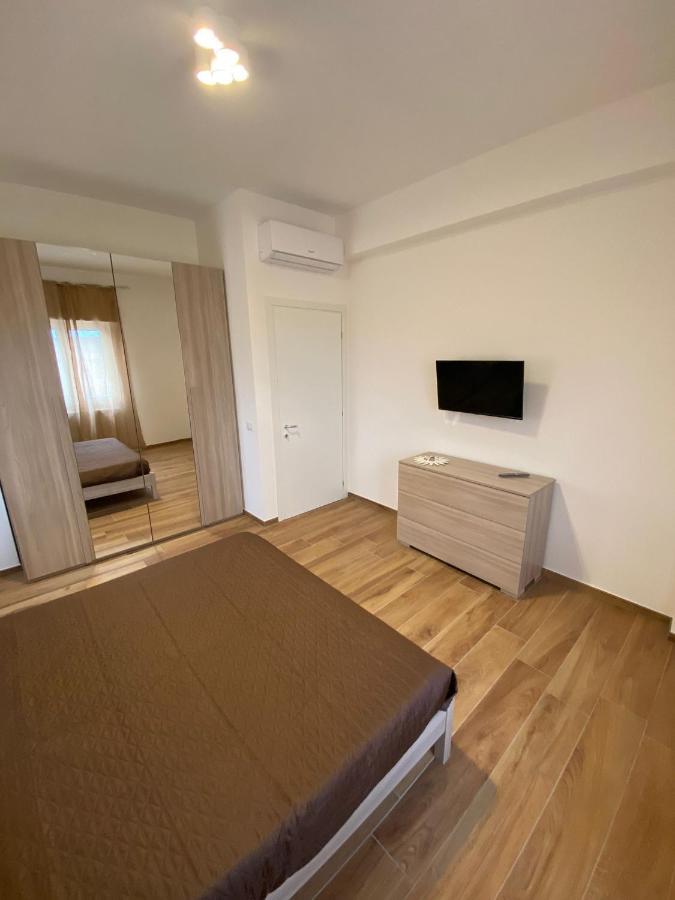 아칠리아 Viriamo House Roma 아파트 외부 사진