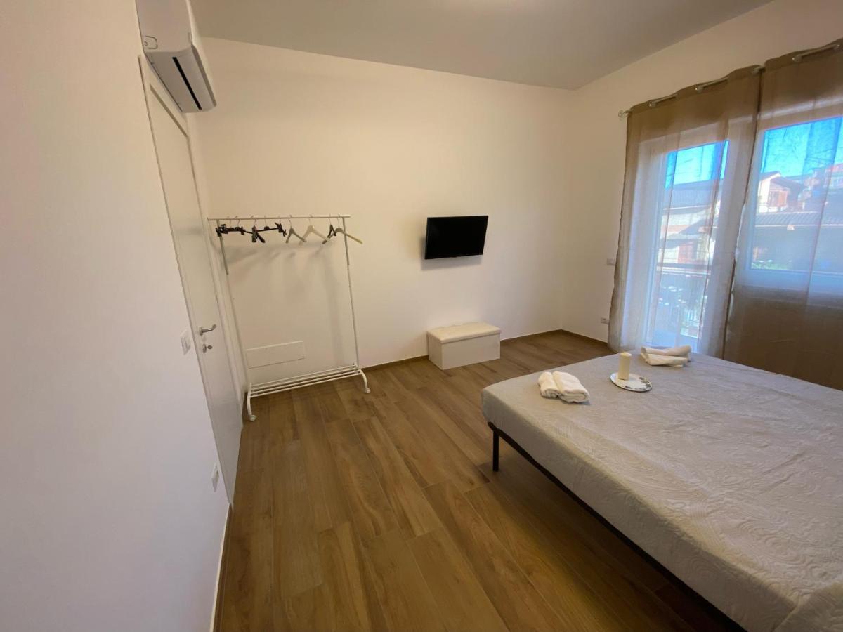 아칠리아 Viriamo House Roma 아파트 외부 사진