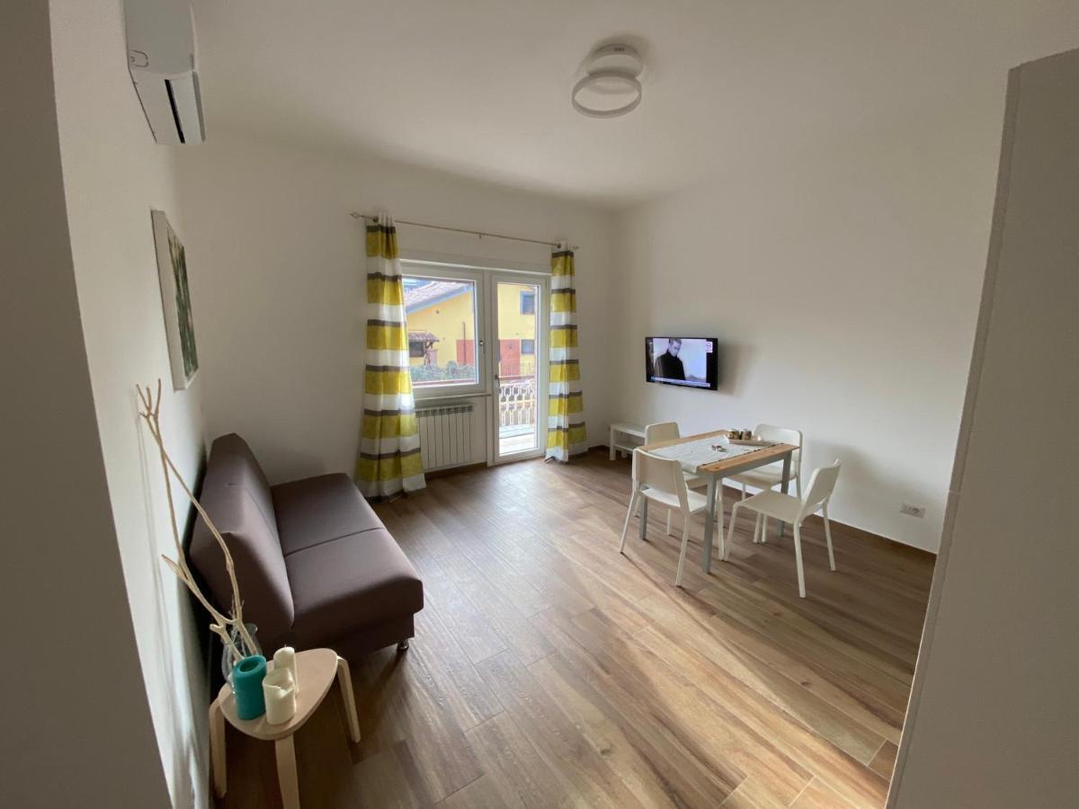 아칠리아 Viriamo House Roma 아파트 외부 사진