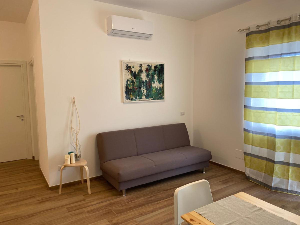 아칠리아 Viriamo House Roma 아파트 외부 사진