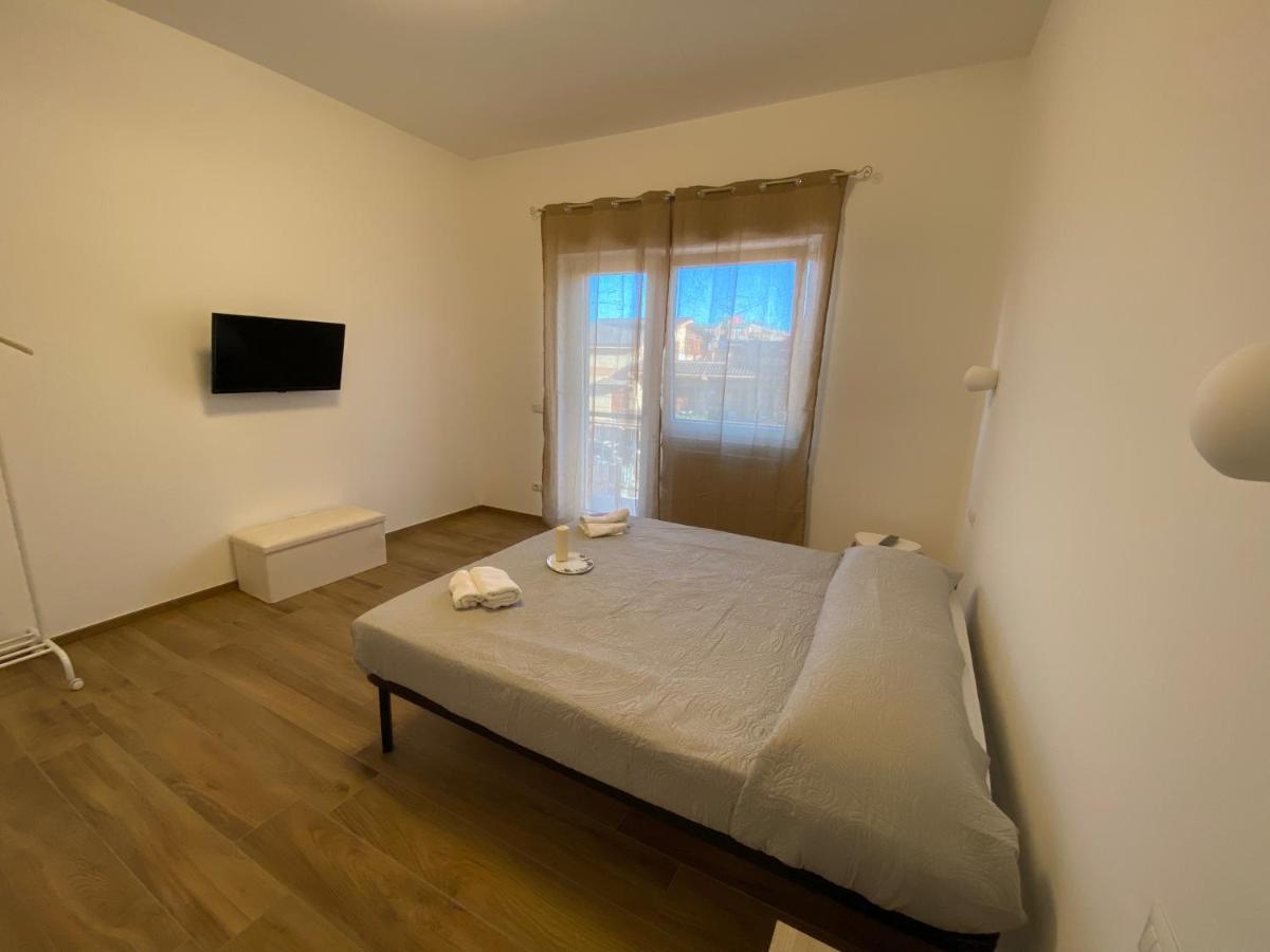 아칠리아 Viriamo House Roma 아파트 외부 사진